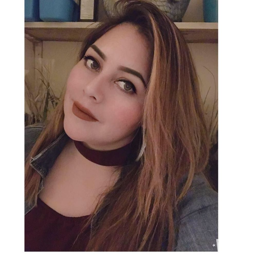 Meet your Posher, Samira